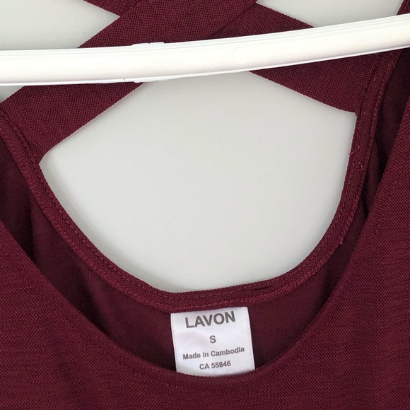 Red velvet back cross shirt - Picture 2 of 2